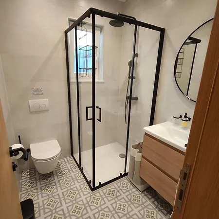 Ema & Jakov Apartamento Sreser